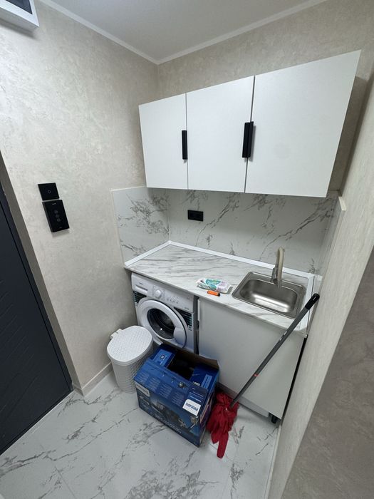 Garaoniera de vanzare zona maratei 22 mp Renovata complet
