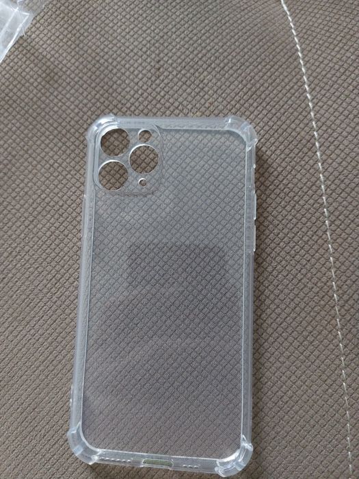Продам Чехол на Iphone 11 Pro