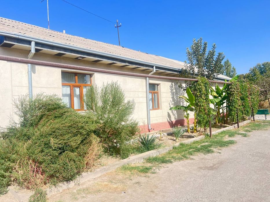 СРОЧНО!! Uy sotiladi Chinoz Paxta mosti M39 kotta yoldan 1 km kirganda