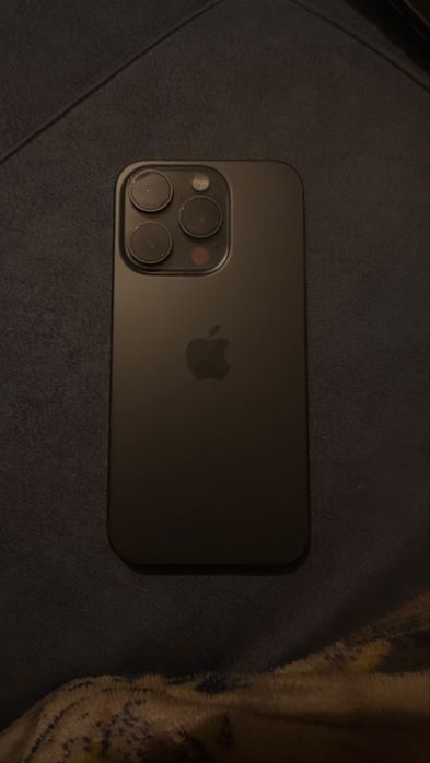 Iphone 15 pro черный титан