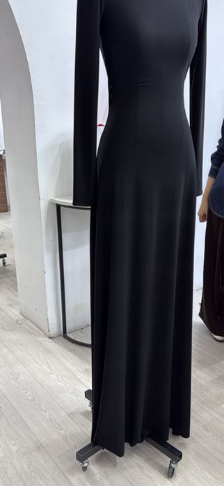 Продам новое платье от Bergamo