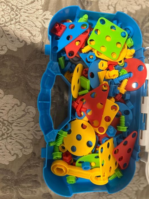 Creative Toy Engineer