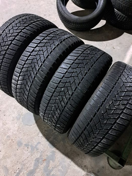 4 anvelope iarnă 205 55 r16 Dunlop