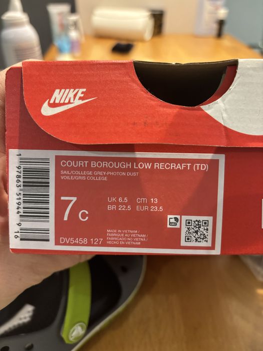 Оригинальные кеды от Nike на размео 23,5