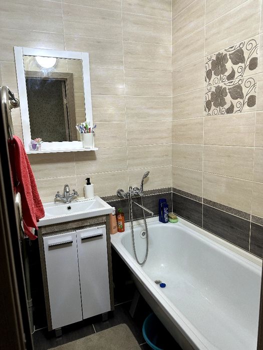 Продается 2 комнатная квартира