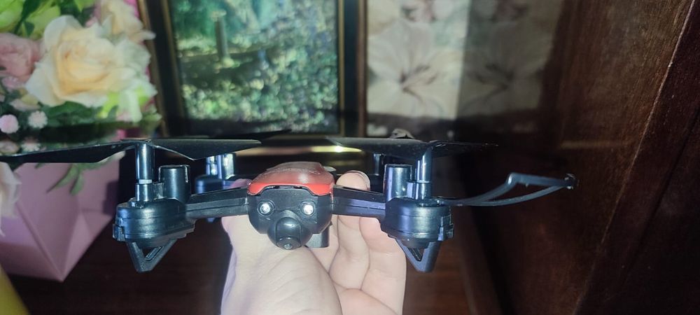 Квадрокоптер продаю