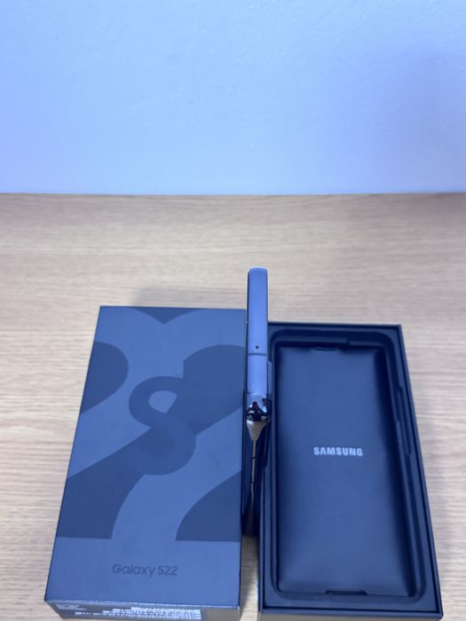 Samsung S22 impecabil