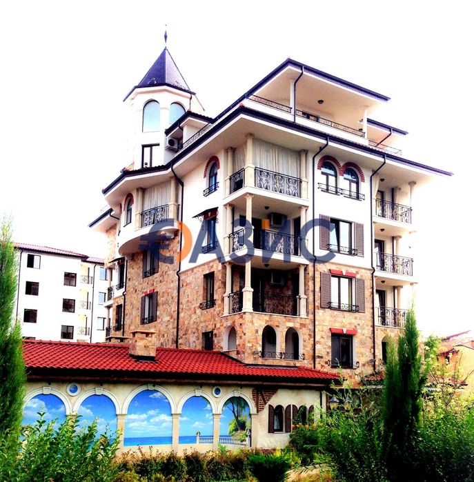 Продава се Двустаен апартамент в Несебър - 65 кв.м за 1020 €/кв.м - Снимка #13