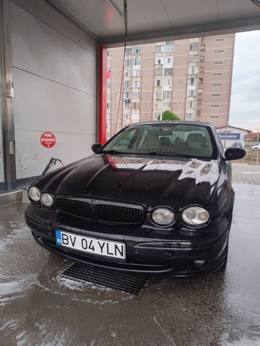 JAGUAR X-Type