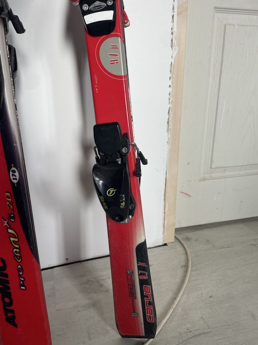 Schiuri Atomic Pro Carv 6.20 170 cm si Schiuri Techno Pro Carve 120 cm