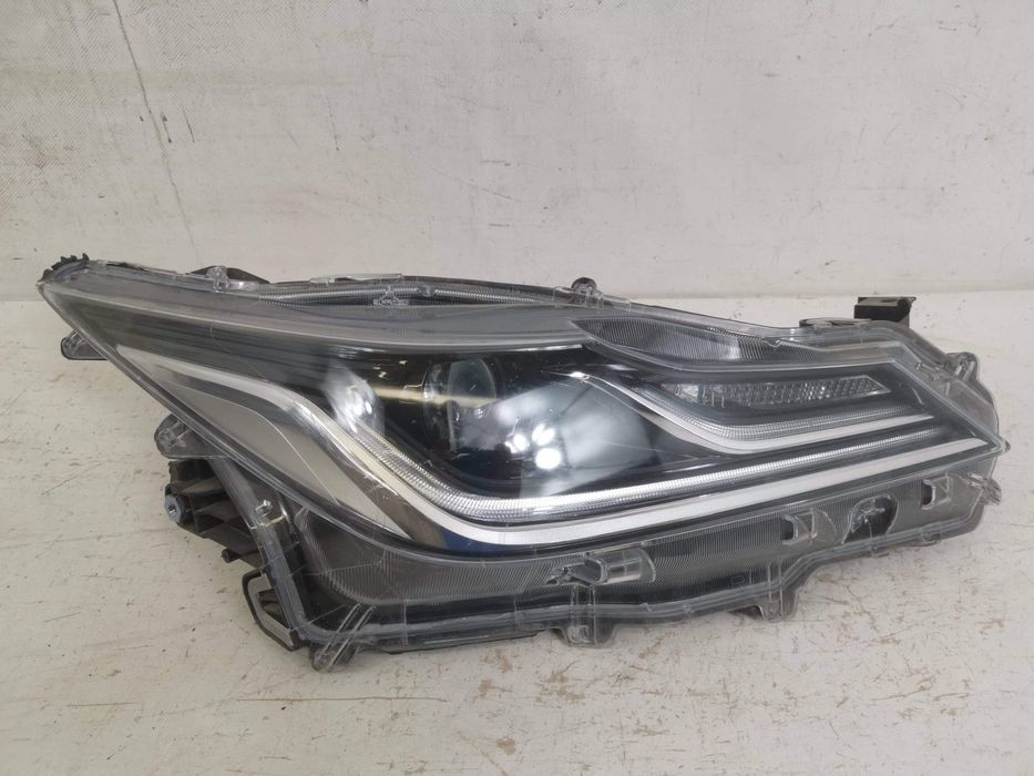 Фар Дясно Пълен Лед Тойота Короля / Toyota Corolla E210 Седан Оригинал