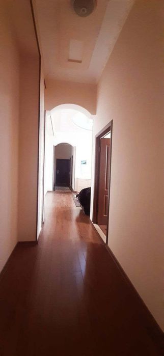 Продаётся квартира в хорошем состоянии прямо центр города  фестиваль