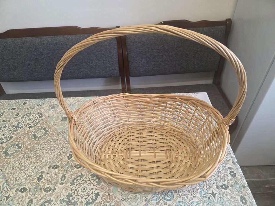 Плетенная корзина