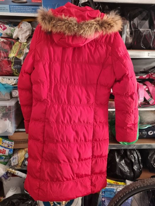 Ново дамско зимно яке.