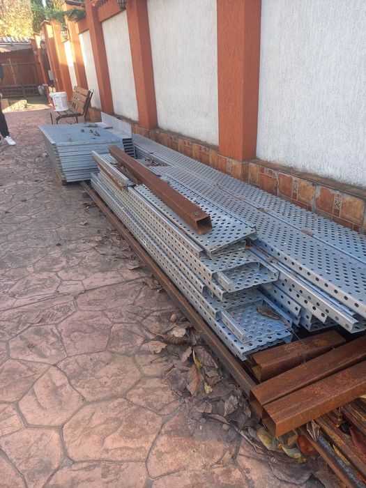 Fier nou pt construcții sau scări exterioare