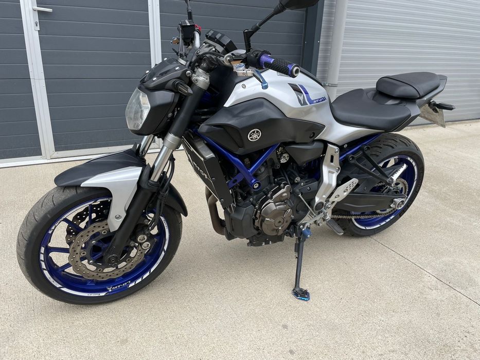 Yamaha mt-07 2016