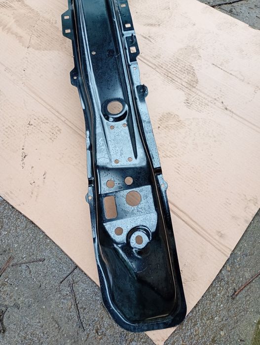 Armatura traversa intaritura metalica bara fata Dacia Duster 2