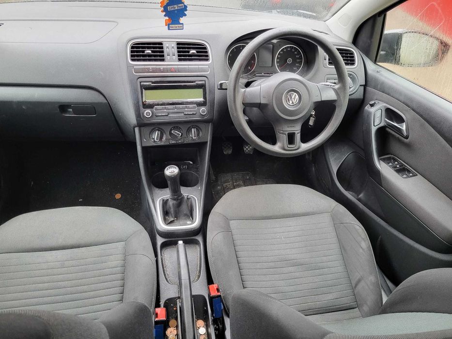Dezmembram Volkswagen Polo 6R 1.2 B 2011