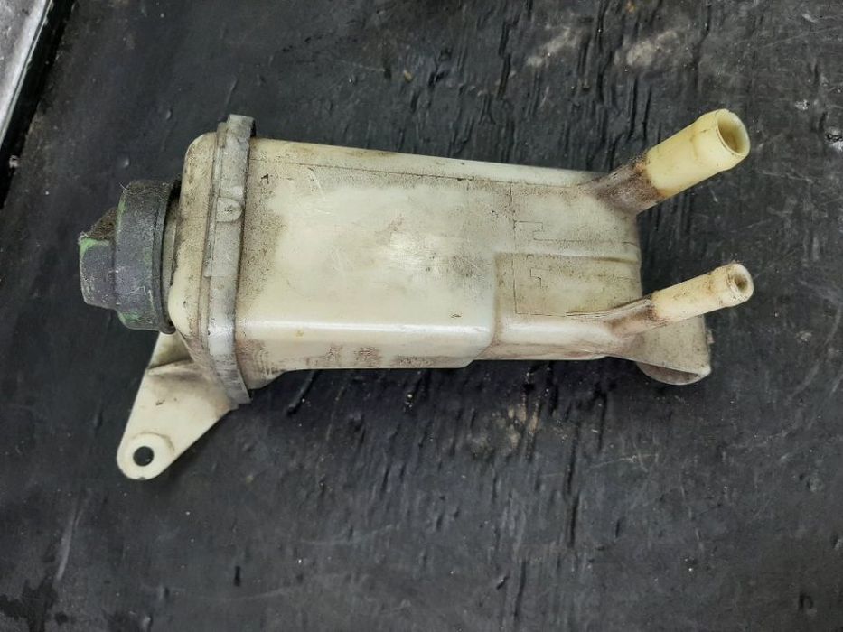 vas lichid servodirectie  audi a6 c5  8d0422373c