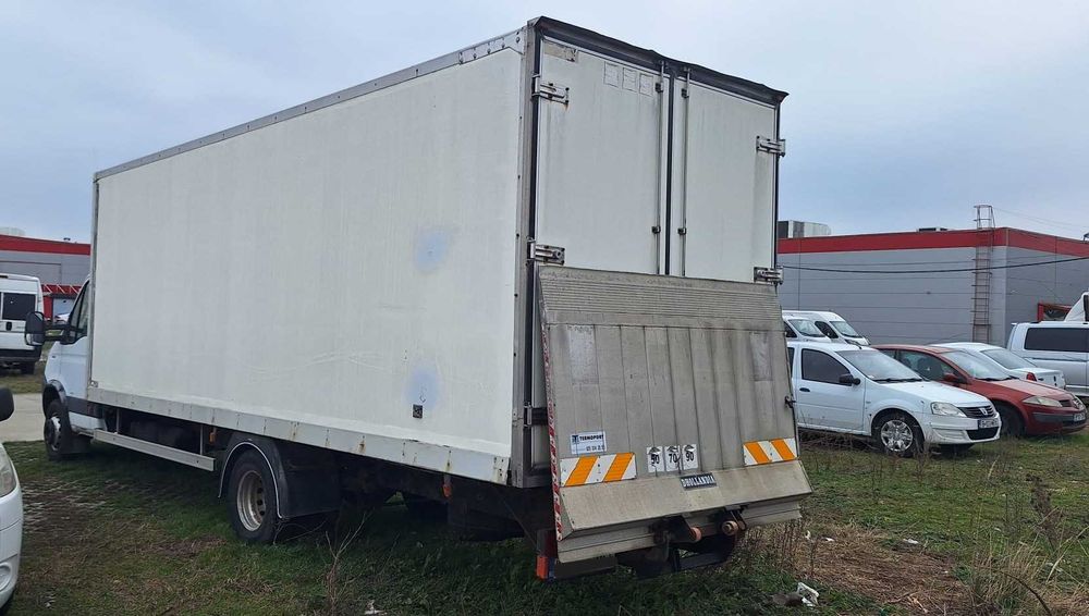 Camion frigorific IVECO Daily 65C15