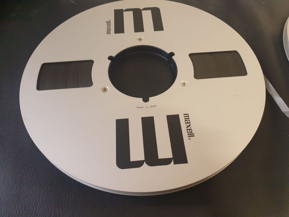 Метални магнетофонни ролки 26,5см 10,5" Maxell В перфектно