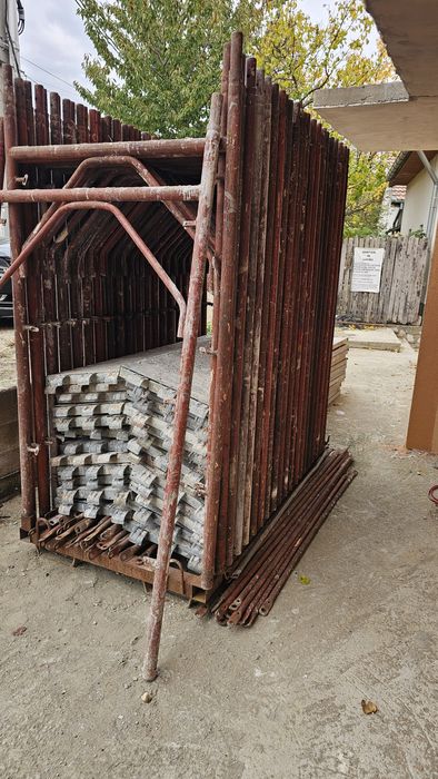 Schela metalica de vanzare