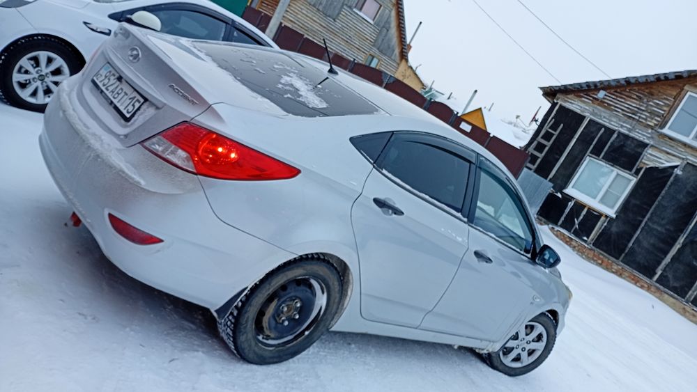 Hyundai accent  (ласточка)