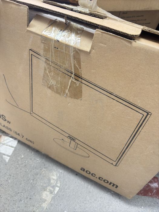 Манитор новый AOC