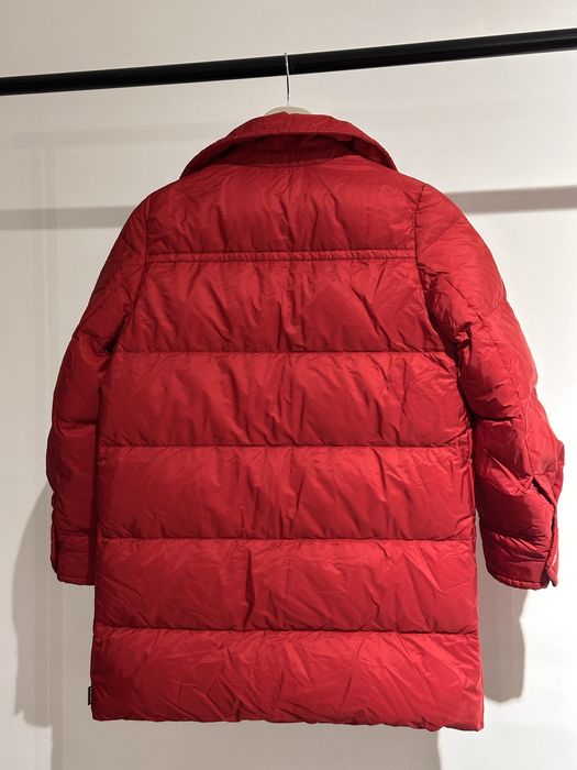 Женский пуховик Prada