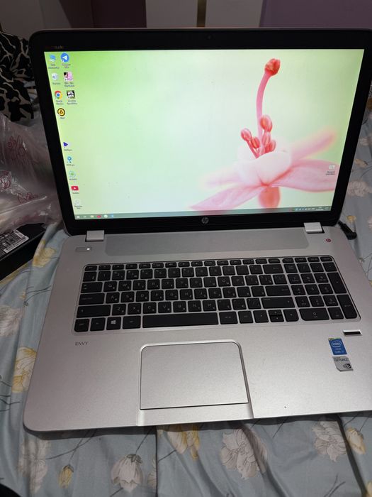 Ноутбук HR i7 111гб