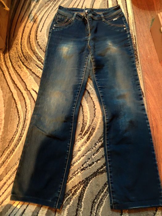 Джинсы и штаны размера М