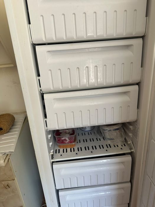 Морозильник Indesit