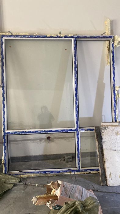 Витринное пластиковое окно