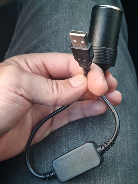 Adaptor conectare usb bricheta mașină