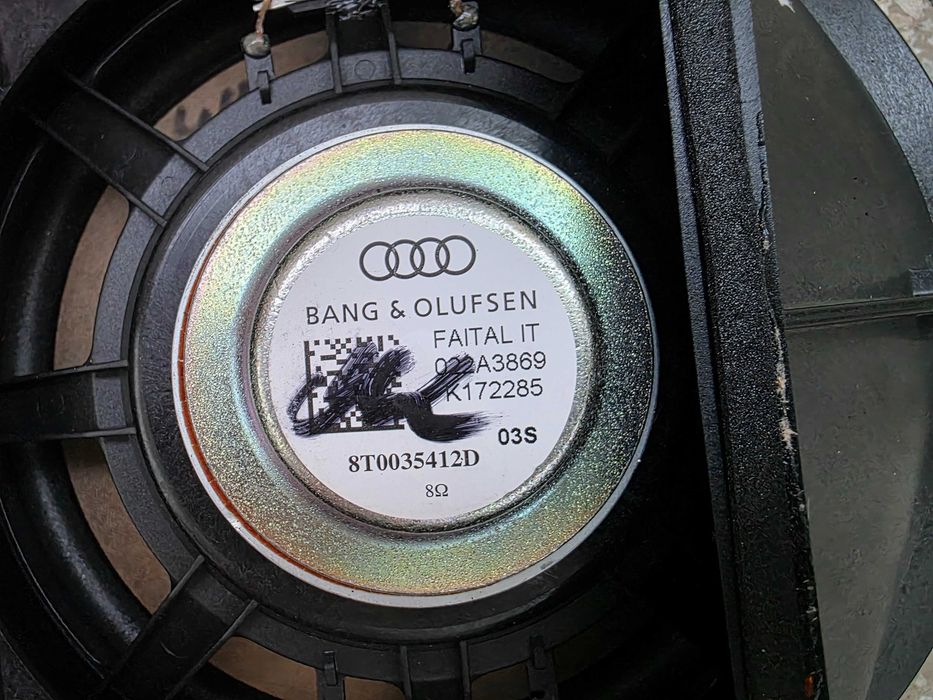 Субуфер Bang & Olufsen 8T0035412D за AUDI