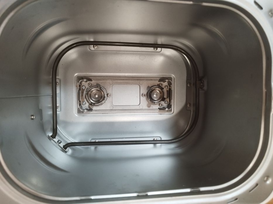 Хлебопекарна Silver crest с две бъркалки