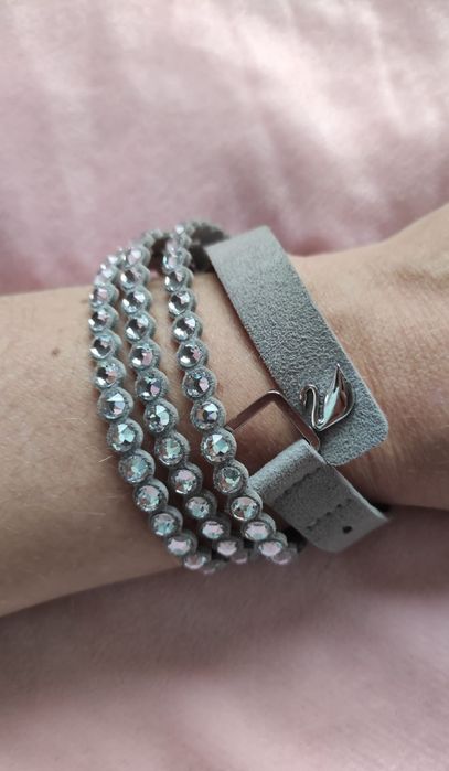 Оригинална гривна Swarovski с лого „лебед“