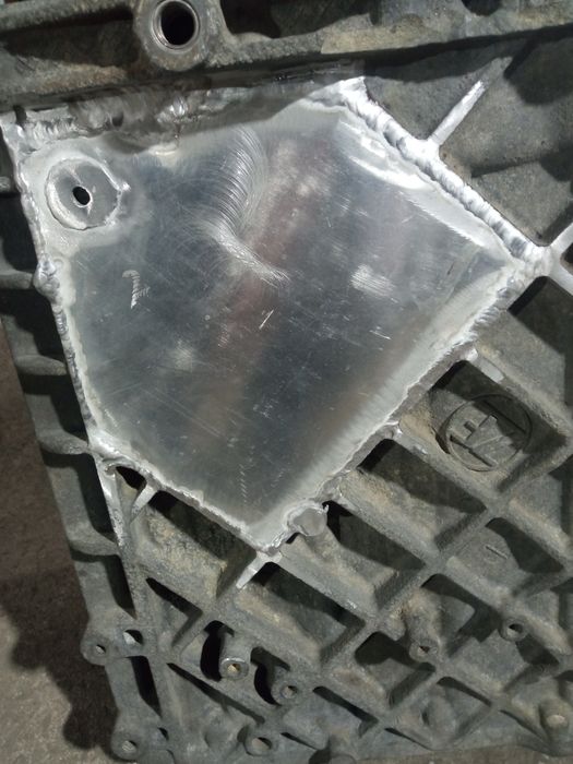 Сварка  топливных баков  Даф Вольво