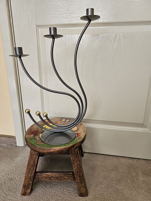 Нов  елегантен  свещник