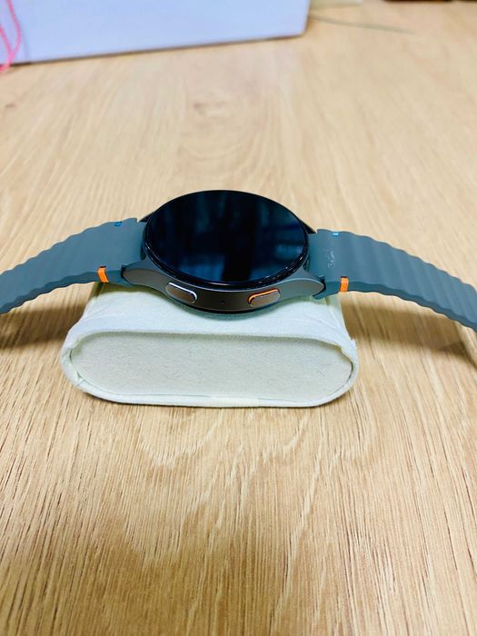 КАТО НОВ !!! Samsung Galaxy Watch 7 L310 44 mm, GPS, Green