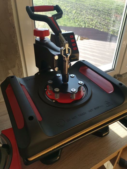 Presa termică pentru sublimare VEVOR 5 in 1