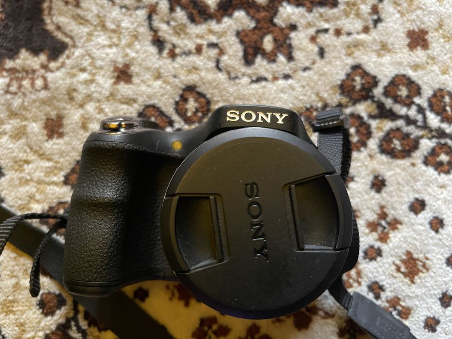 Фотоапарат Sony DSC-H300