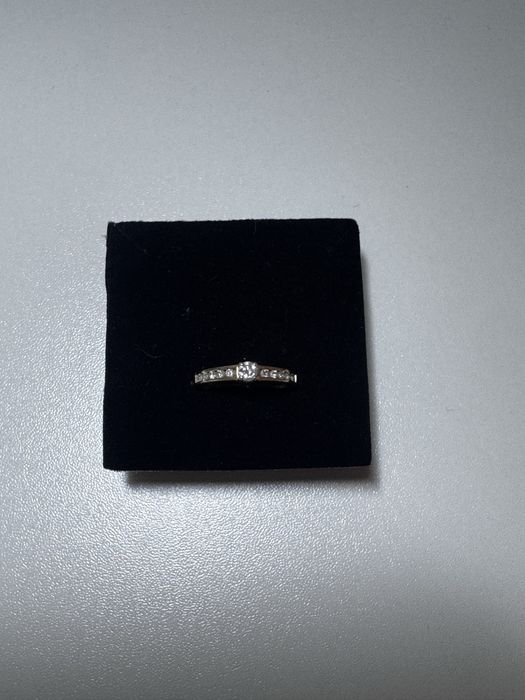 Золотое кольцо с бриллиантами