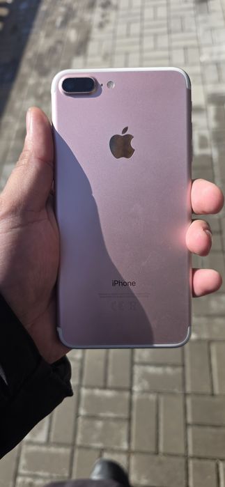 Айфон 7+ память 32