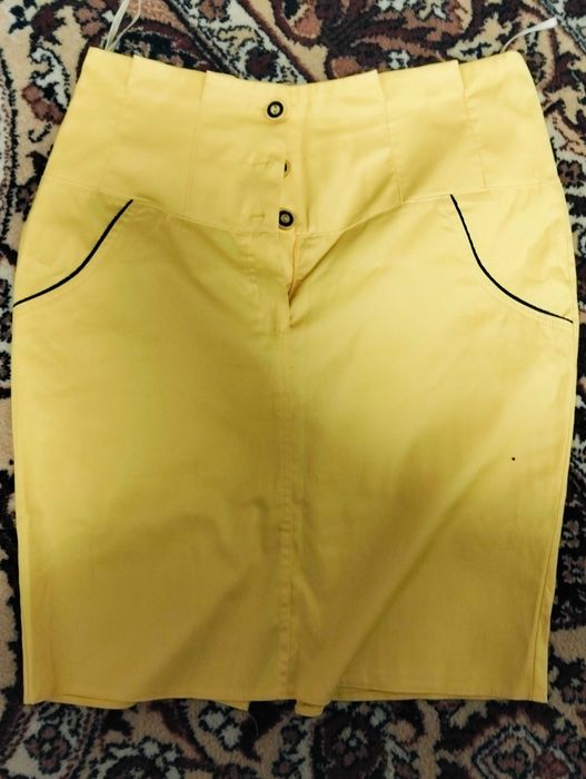 Юбки женские  продам