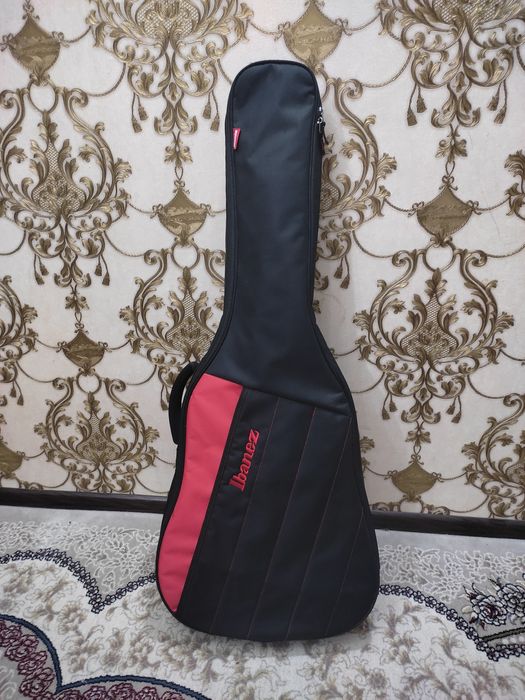 Gitara sotiladi yangi chalinmagan.