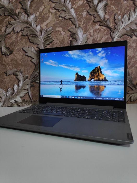 Ноут Ryzen 5 3500, SSD + HDD