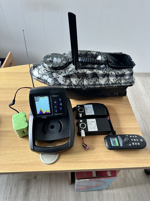 Лодка за захранка Boatman 2021