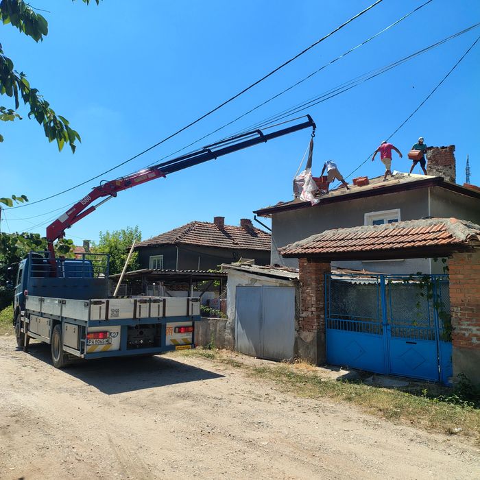 Камион с Кран Камион с Кран