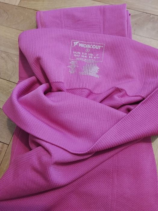 Дамски фитнес клин